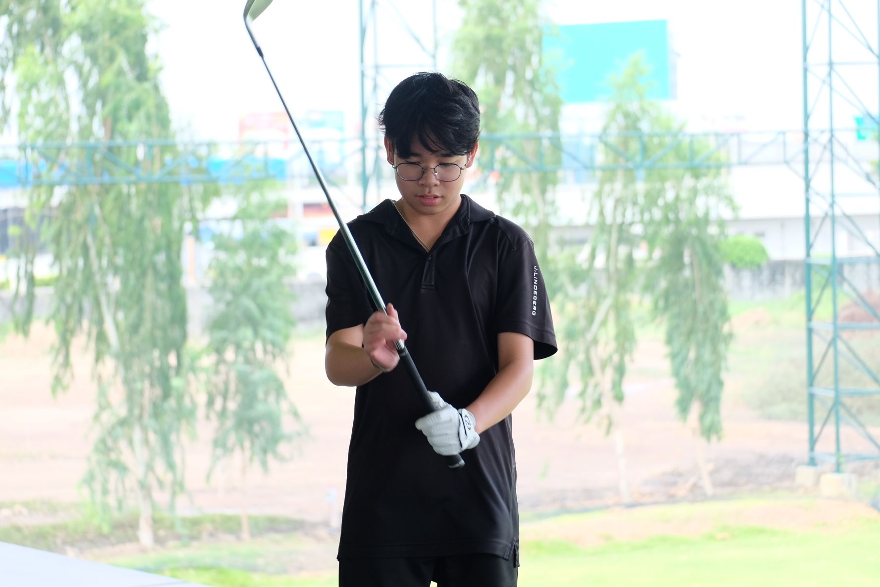 Profile Chatchapon N