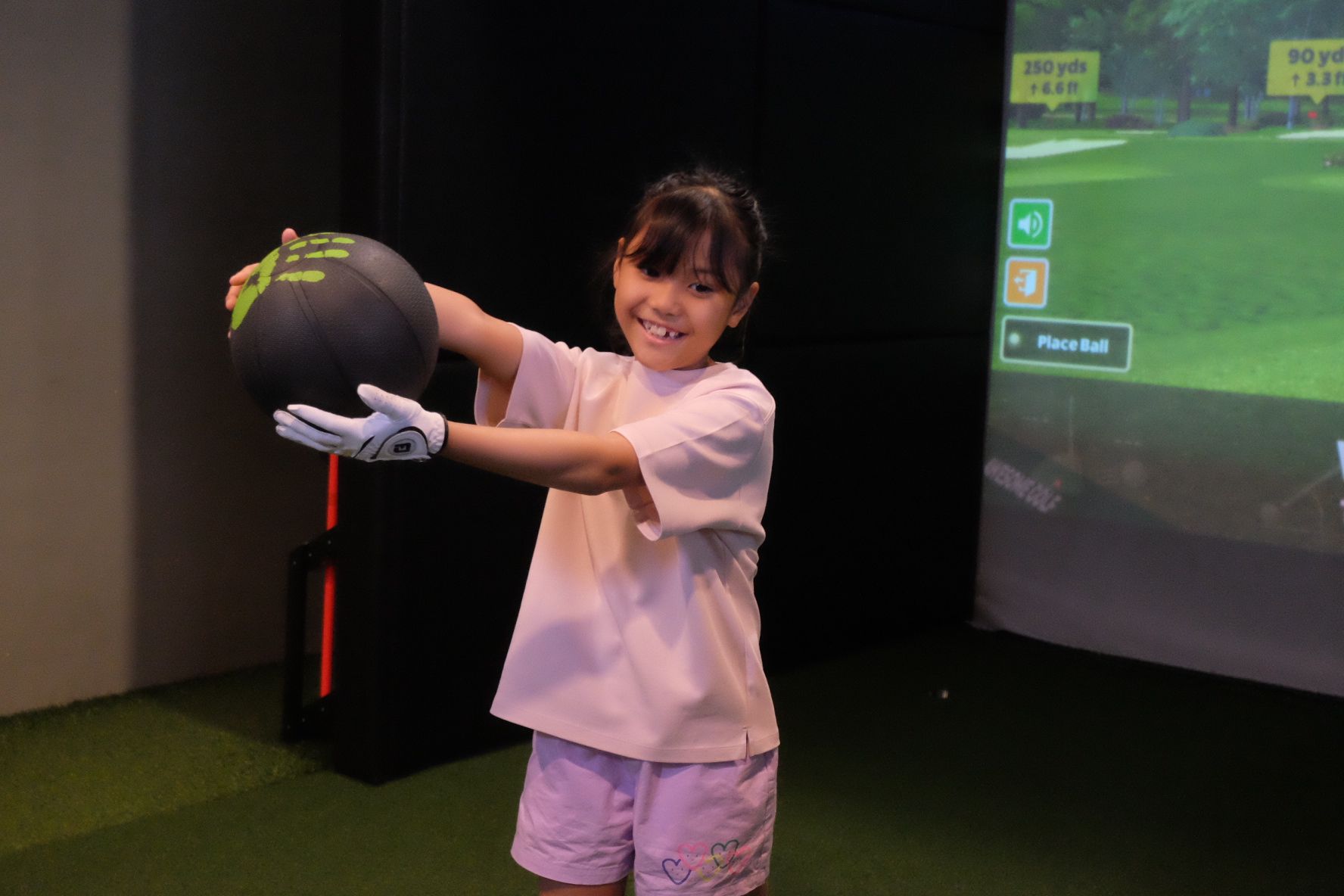 Profile Natcharee	 L